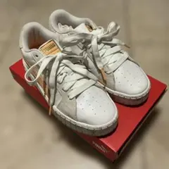 プーマ　レザースニーカー