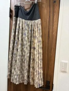 エンジェリーベ マタニティプリーツスカート フリーサイズのサムネイル