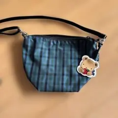 ファミリア　舟形ポシェット