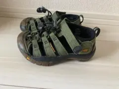KEEN キッズ サンダル カーキ カモフラージュのサムネイル