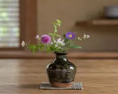 唐津焼　龍仁窯　陶器 一輪挿し 花瓶のサムネイル