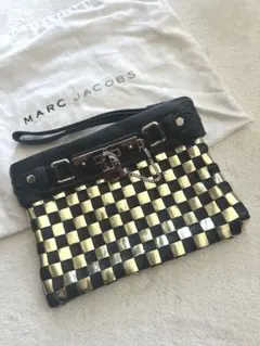MARC JACOBS ブラック ゴールド クラッチバッグポーチ