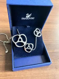 Item thumbnail for item 6b24d5e4-af7a-4e5a-b3a7-61472d0ebf05