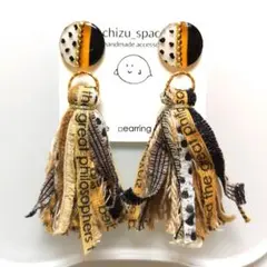 2way*アンティークなダルメシアンのタッセルのピアス/イヤリング