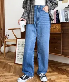 ライトブルーストレートデニム ハイウエスト