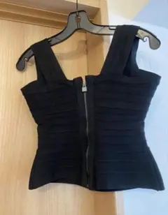 エルベレジェ　黒　トップスのサムネイル