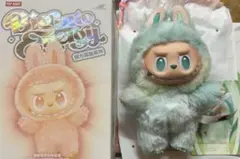 THE MONSTERS Big into Energy ぬいぐるみLABUBU