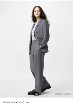 タックワイドパンツ グレー　ワイドパンツ スラックス　カジュアルパンツ　S