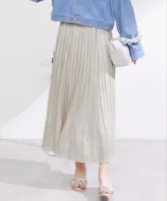 ロペピクニック　ブライトラメプリーツスカート　ライトグレーのサムネイル