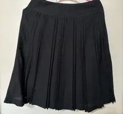 プリーツスカート