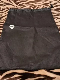 黒 ナイロンバッグ シューズケース。