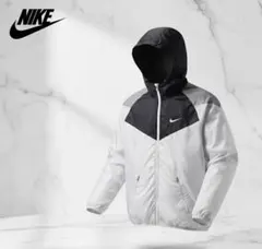 Nike フード付きナイロンジャケット