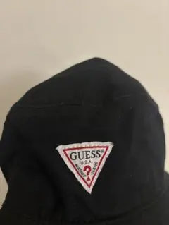 GUESS バケットハット ブラック/ゲス/バケハ
