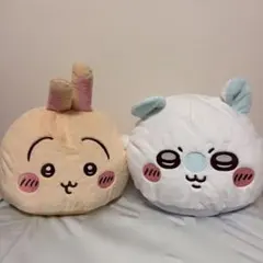 ちいかわ プレミアムドームクッション うさぎ＆モモンガ 全２種　タグ付き