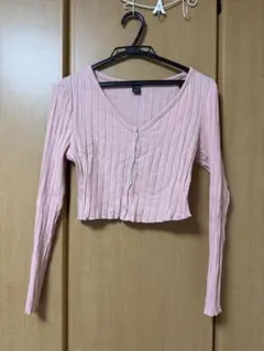 リブ編みピンククロップド長袖トップス