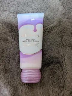 &honey リラックスモイストボディクリーム