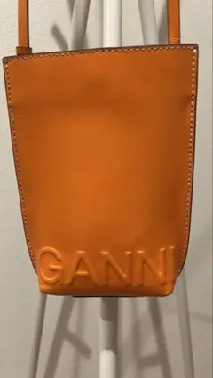 GANNI オレンジ ショルダーバッグ