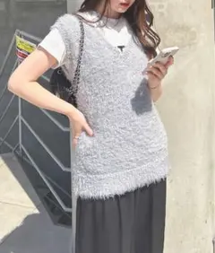 【美品】INGNI ニットフェザーベスト　グレー　イング　レディース　ジレ　Ｍ