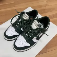 Nike Dunk Low Retro “White / Team Green”