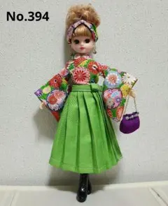 ハンドメイド　着せ替え服　袴　きみどり、着物、バッグ、ピアスのサムネイル