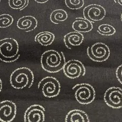 生地　はぎれ 紺系うずまき模様　約23x100