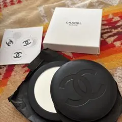 CHANEL BEAUTE ミラー 手鏡 ブラック スライドミラーのサムネイル