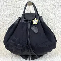 美品 IBIZA イビサ ナイロン 黒 リュック 花 カバ チャーム付き
