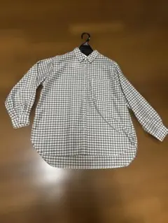 新品a.v.vＭサイズシャツのサムネイル