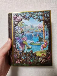 ファタジースプリングス　お菓子　空き缶