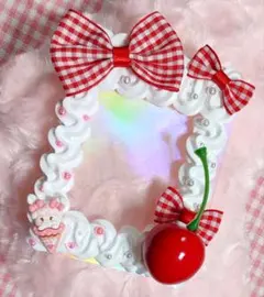 ホイップデコ　ホログラム仕様硬質カードケース　トレカケース　ゆめかわ　リボン