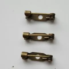 1 ブローチ アンティークカラー 通し穴つき　ぬい活　 ハンドメイド　推し活