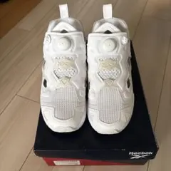 リーボック　インスタポンプフューリー 24.5cm