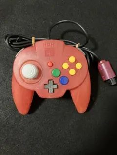 【人気色】64 クリアレッド　本体　コントローラー3つ　アダプター付き 楽天市場】64 コントローラー クリアレッド 周辺機器