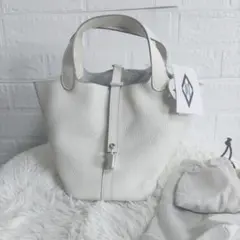 Item thumbnail for item 3319d6fb-d5b0-4818-a7a6-303acf52ceb9