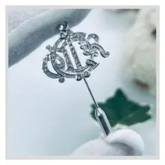 2025年最新】Christian Dior カラー：シルバー系 ブローチ・コサージュ