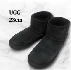 UGG アグ ムートンブーツ ショート ブラック　23cmのサムネイル