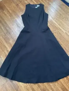 <美品>Foxey ノースリーブひざ丈ワンピース　紺色　定価12万