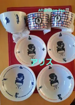 不思議の国のアリス食器