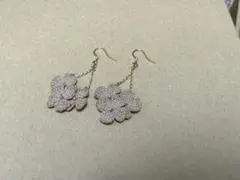 ハンドメイド　人気作家　アナベル　ピアス