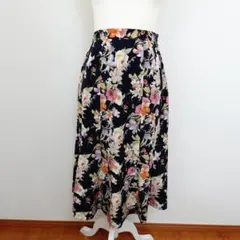 【美品】VINVERT 三陽商会 花柄フレアロングスカート 9AR ヴィンテージのサムネイル