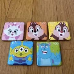 缶バッジ　ディズニー