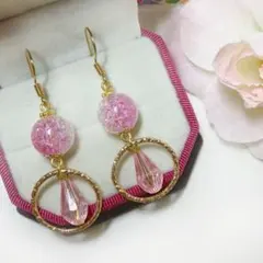 新品未使用 薄めピンク×ホワイトイエロー ピンクドロップガラス ピアス