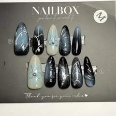 ネイルチップのサムネイル