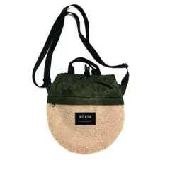 Item thumbnail for item 674b6682-422b-422c-8dcd-2a7dbf9725a7