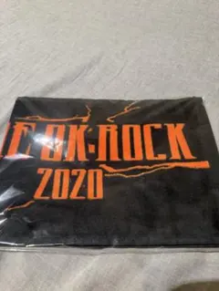 ONE OK ROCK グッズ 4点セット(タオル・マスク・パス・クリアポーチ)のサムネイル