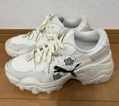 PUMA パルサーウェッジ キャットロゴ 厚底スニーカー