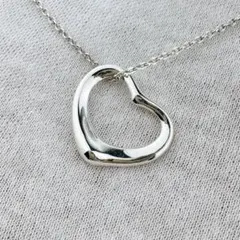 美品　ティファニー　エルサペレッティ　オープンハート型シルバーネックレス　ロゴ