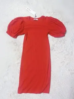 ZARA パフスリーブ カットソーワンピース レッド S