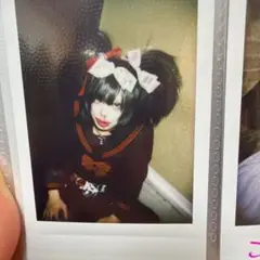 鮮血A子ちゃん 滅多刺しひろくん チェキ - メルカリ