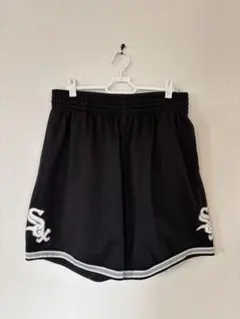 ホワイトソックス　ショートパンツのサムネイル